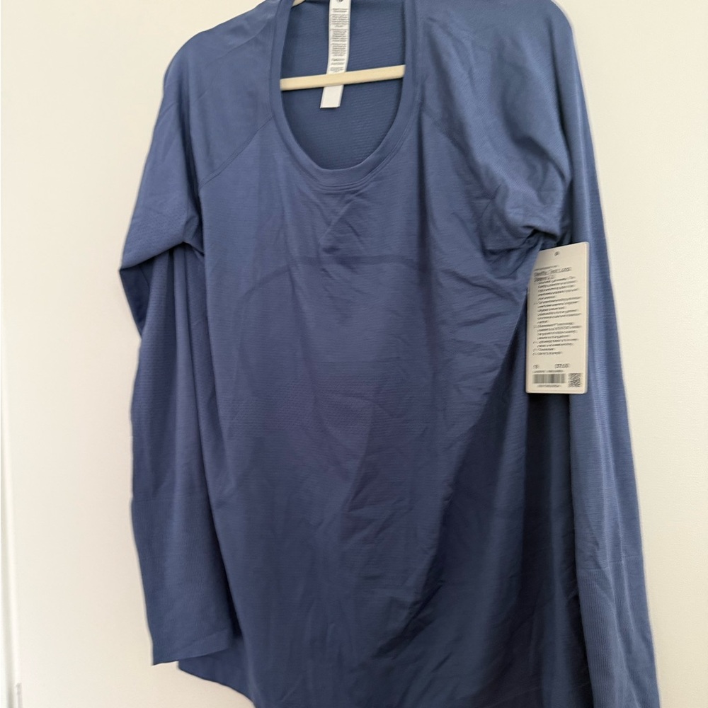 NWT Lululemon Long Sleeve Top in Dusty Blue
